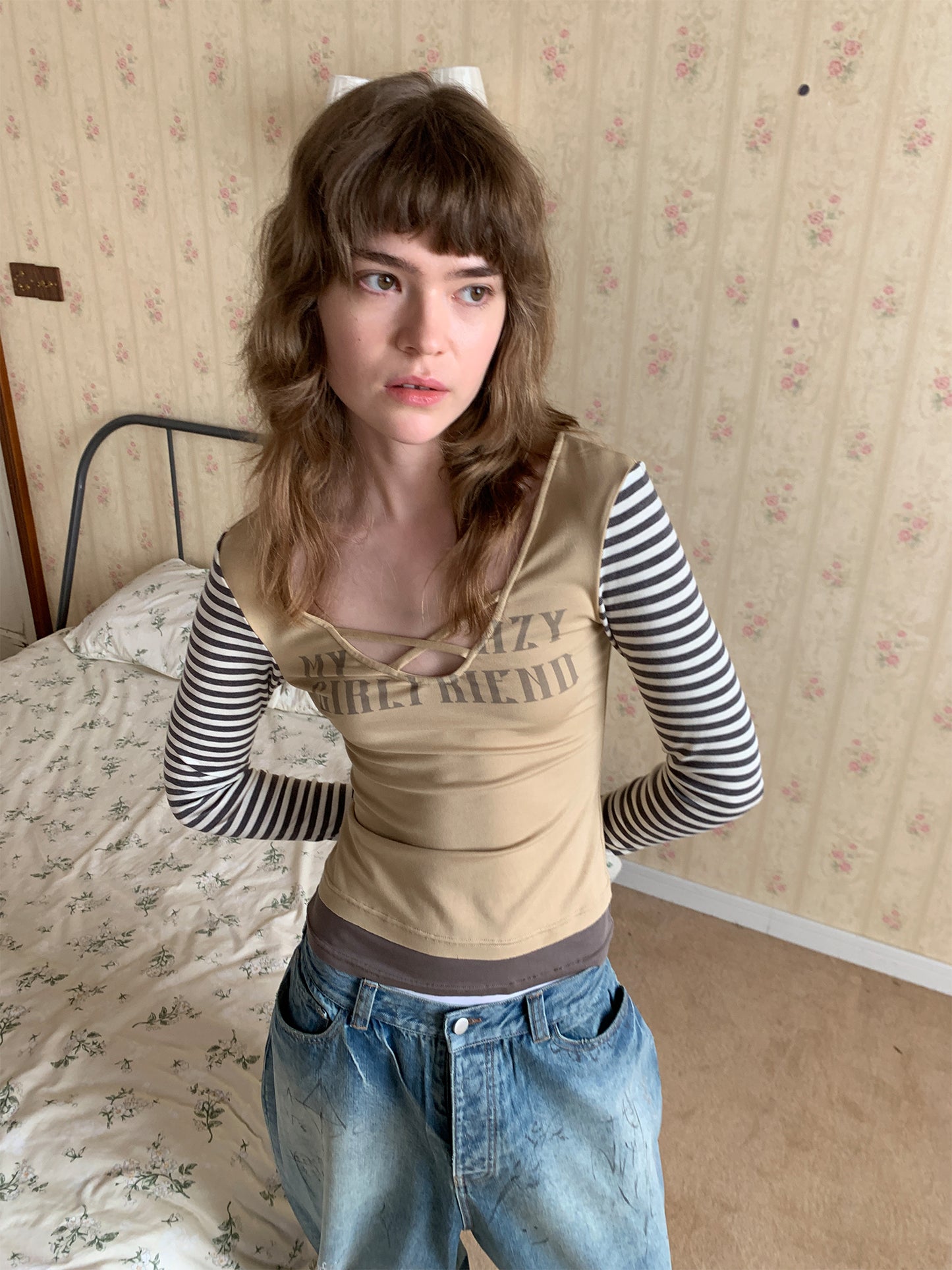 BACK TO 2000S Striped printed T-shirt
