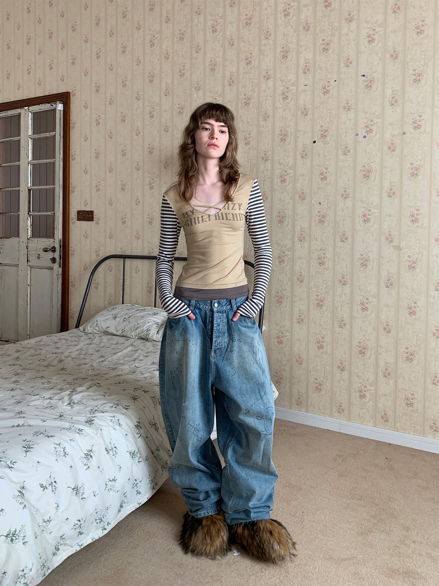 BACK TO 2000S Striped printed T-shirt
