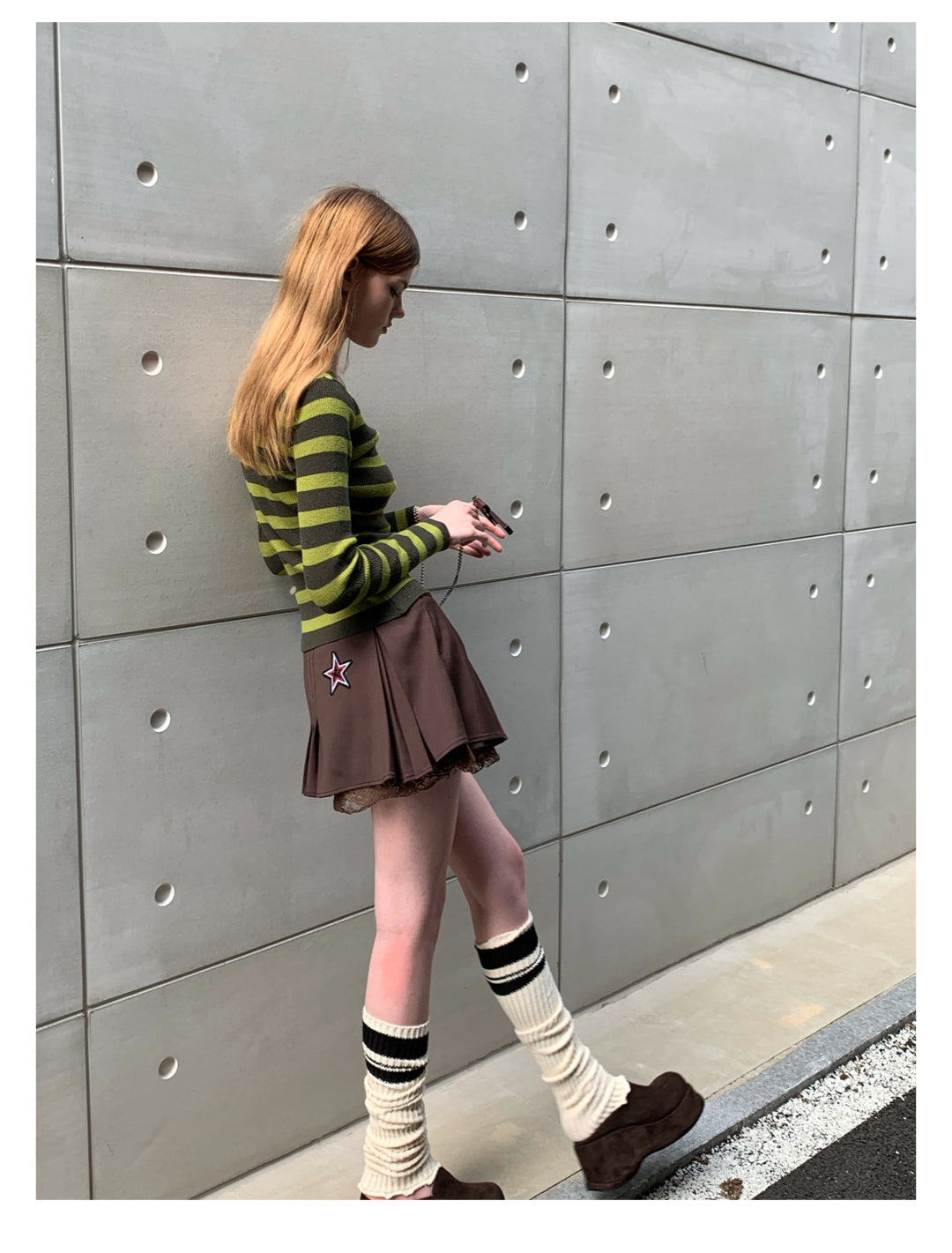 [G0052]green striped sweater
