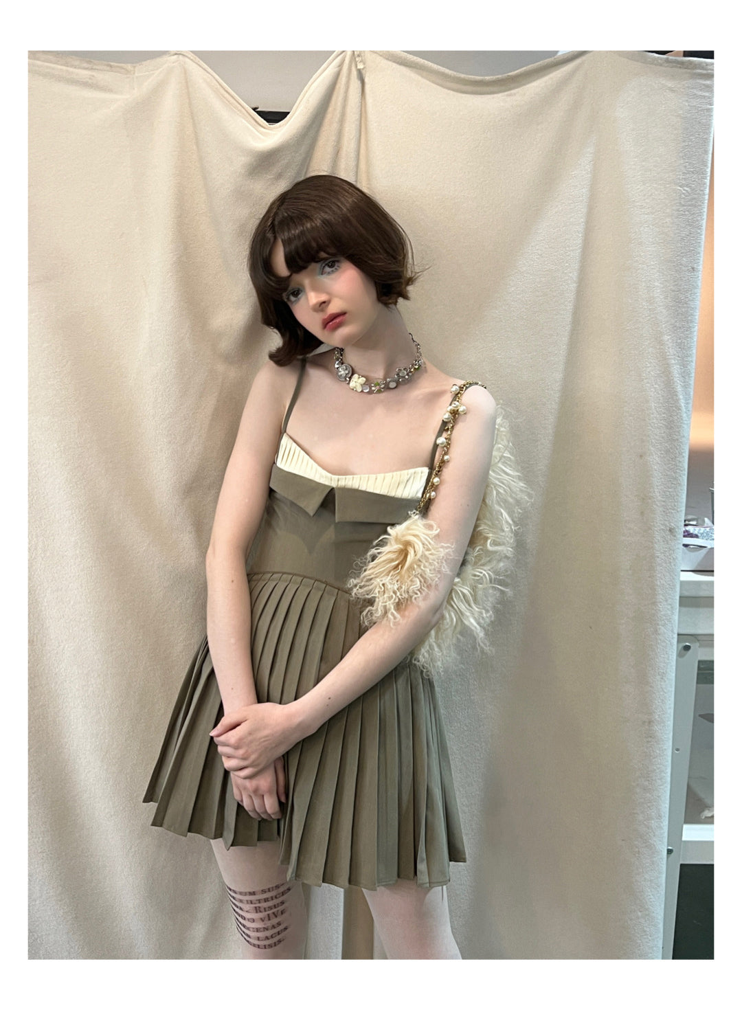 [D0080]Coffee Color Chic Simple Pleated Slip Dress