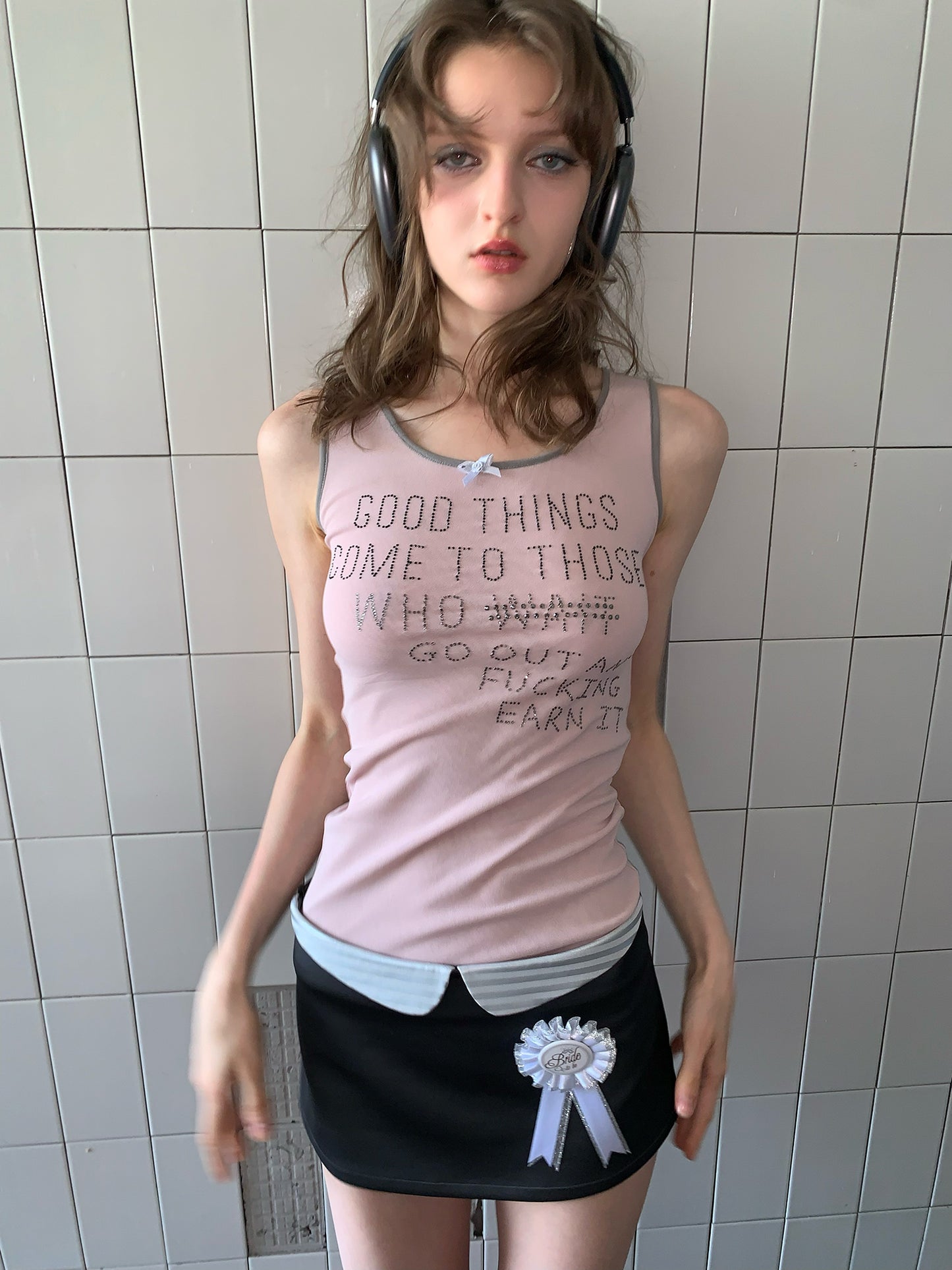 [A00837]Pastel Pink Glitter Graphic Vest