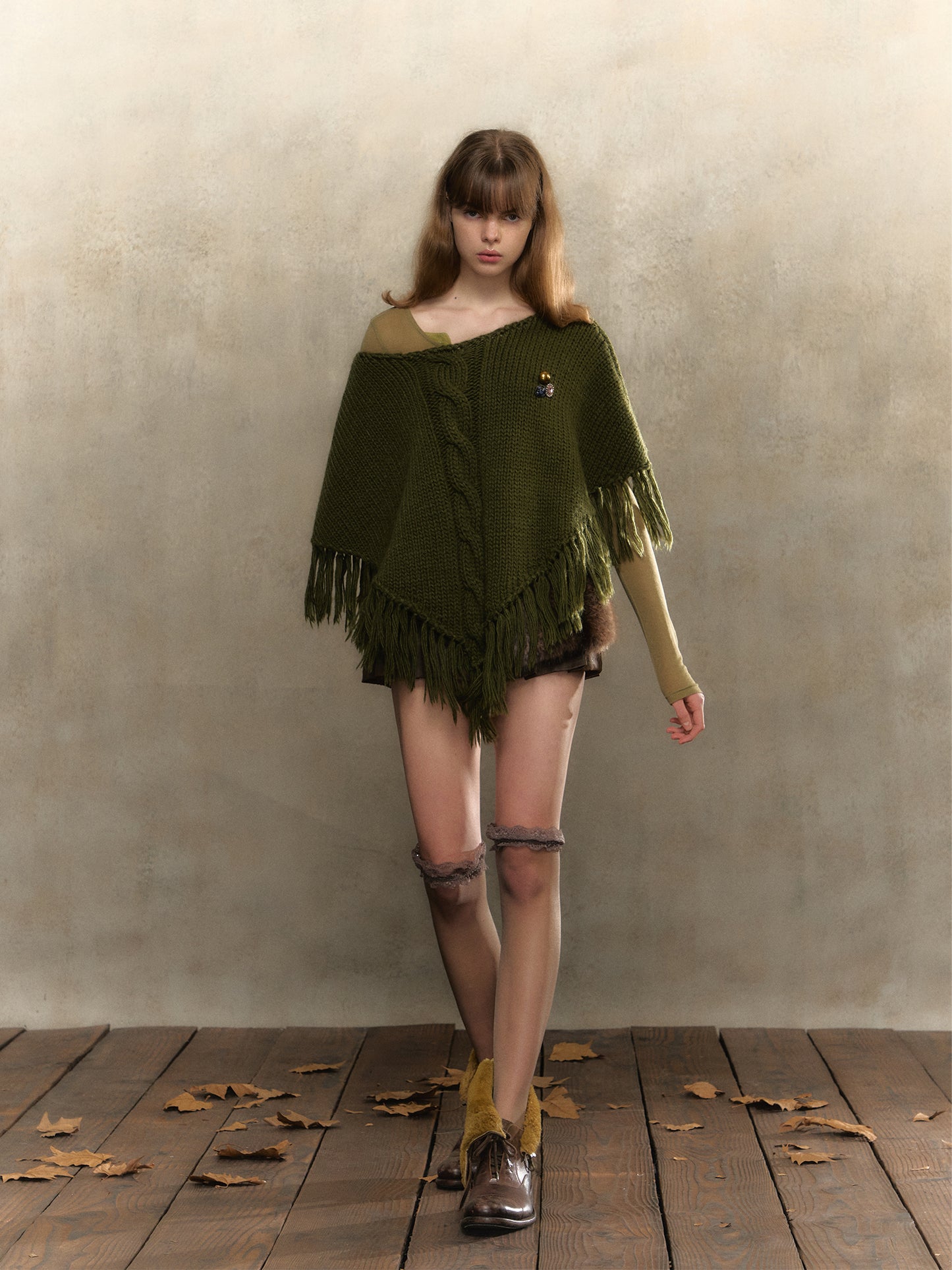 [S0051]Retro Christmas green wool knitted cape