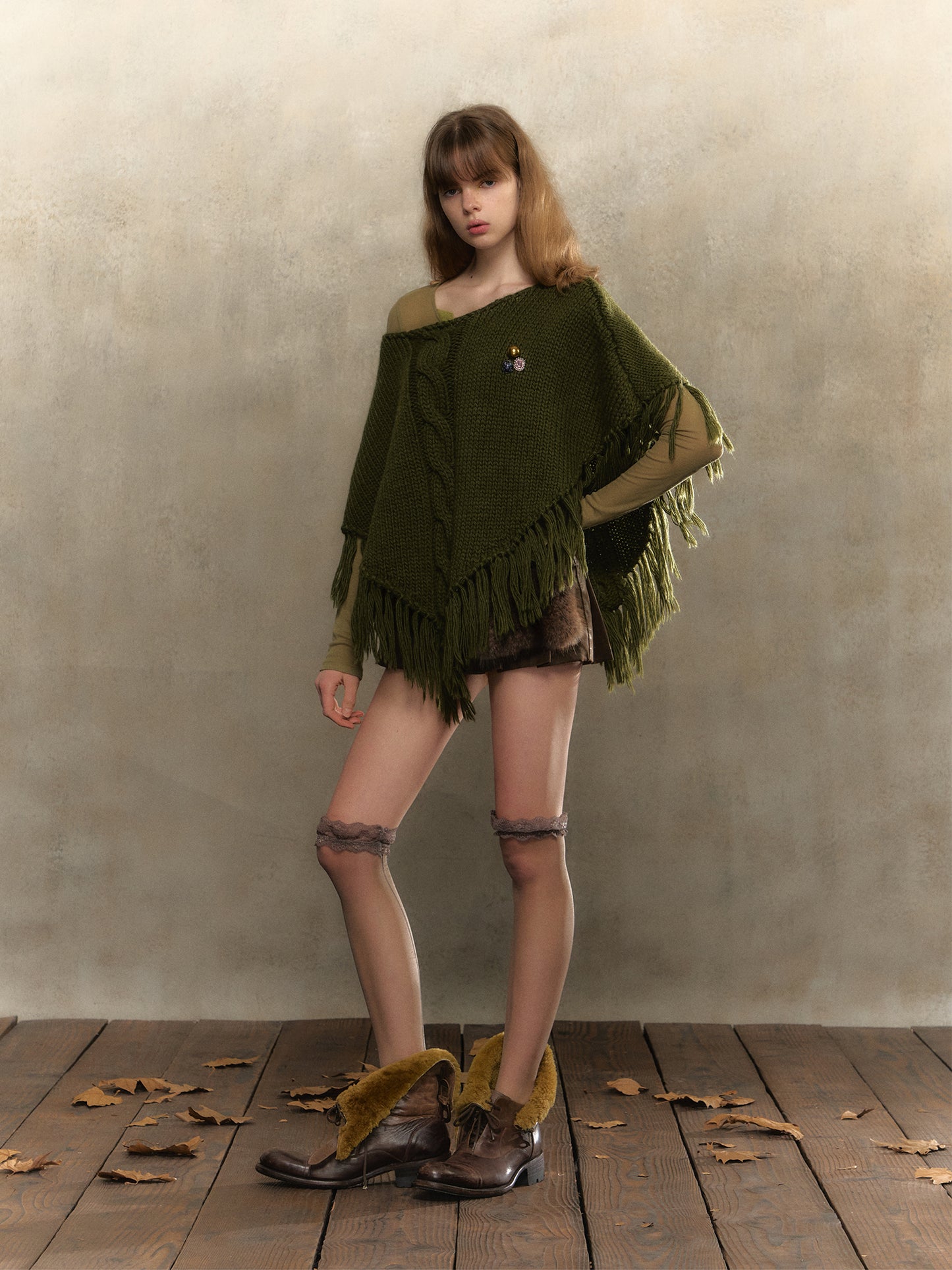 [S0051]Retro Christmas green wool knitted cape