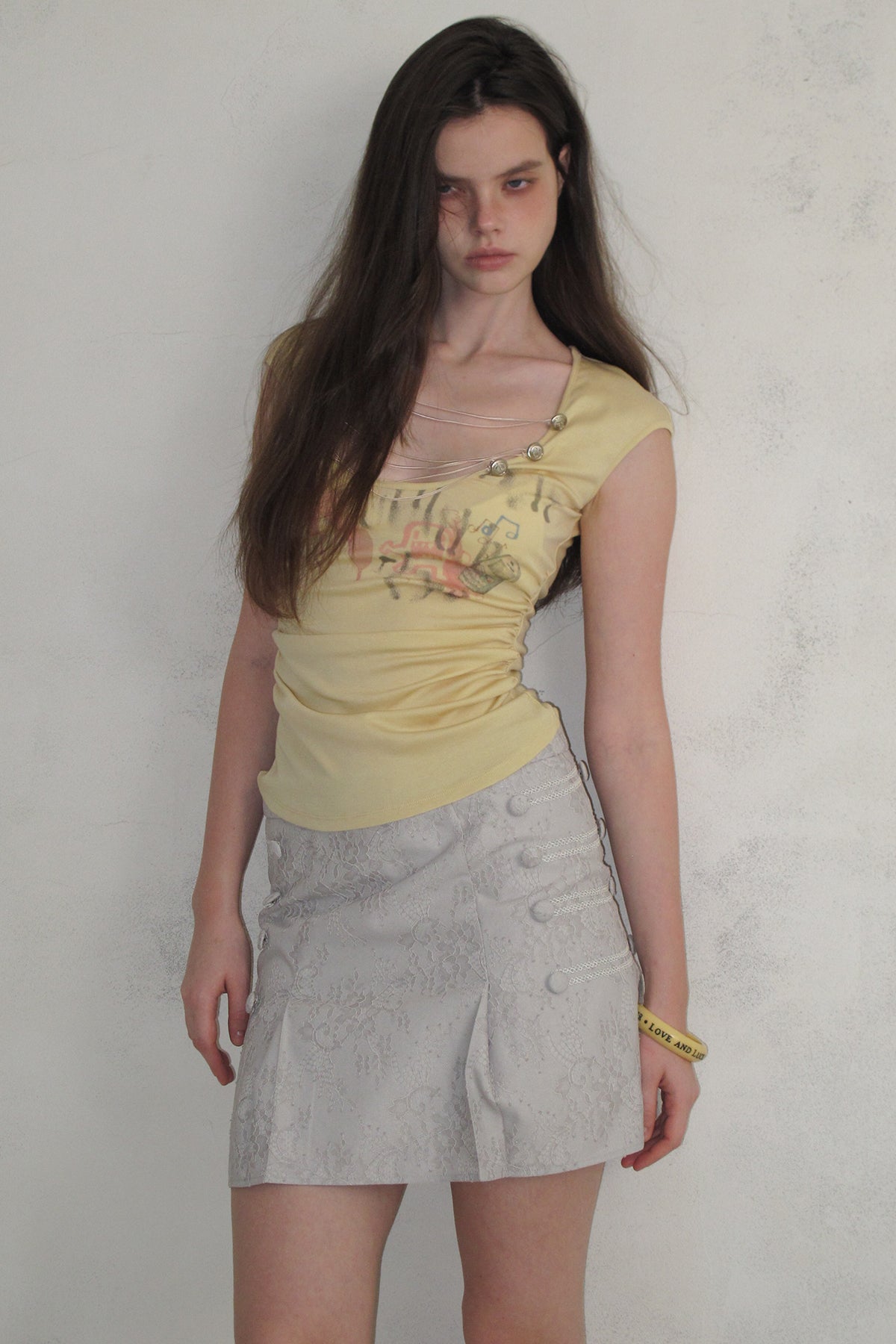 [A001318]Creamy Yellow Vintage-Inspired Printed Blouse