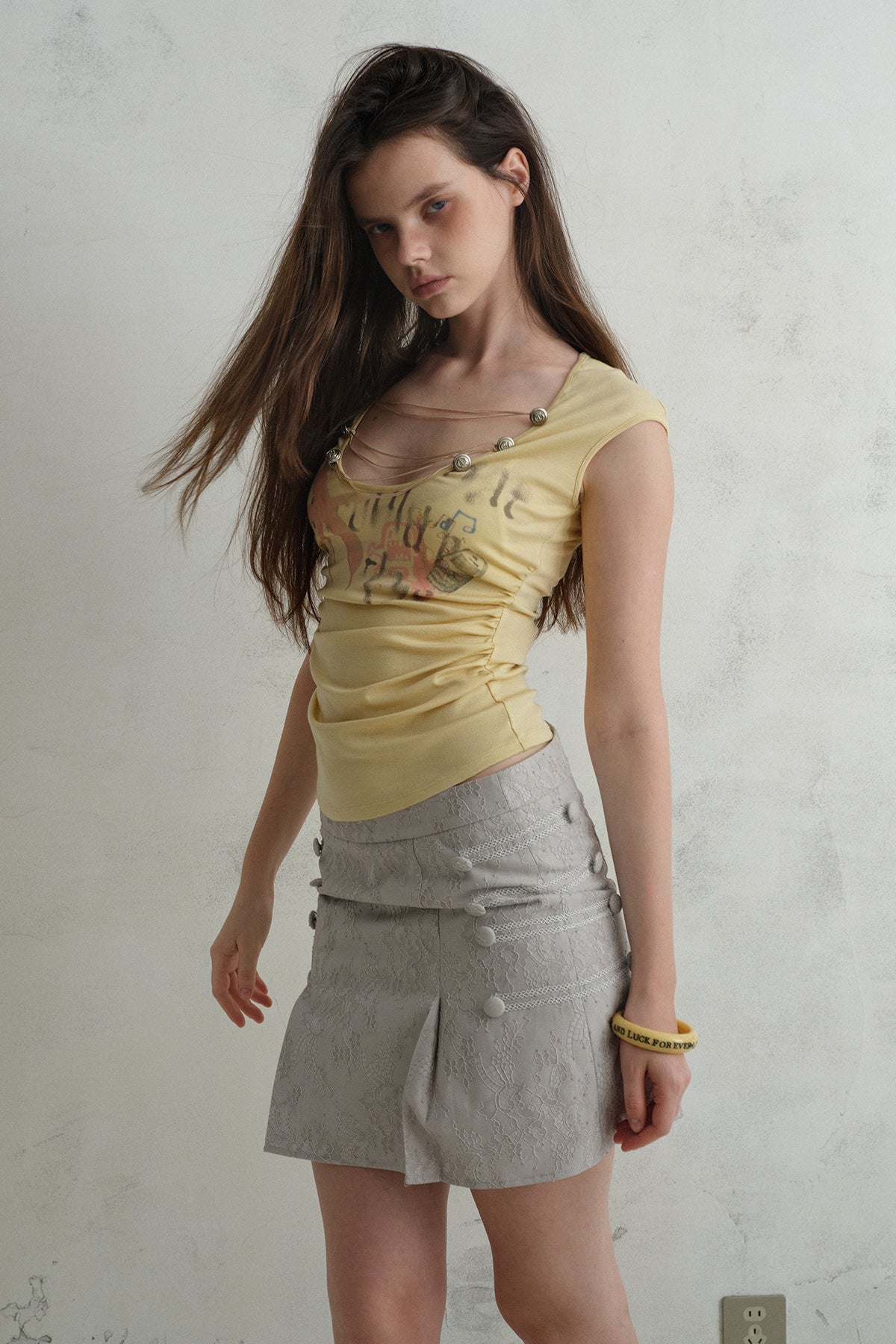 [A001318]Creamy Yellow Vintage-Inspired Printed Blouse