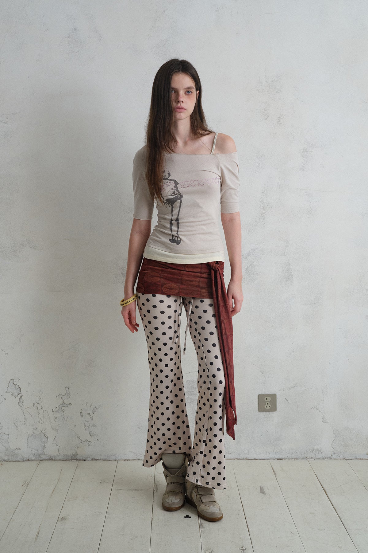 [A001334]Cat's Servant Asymmetric Printed Tee