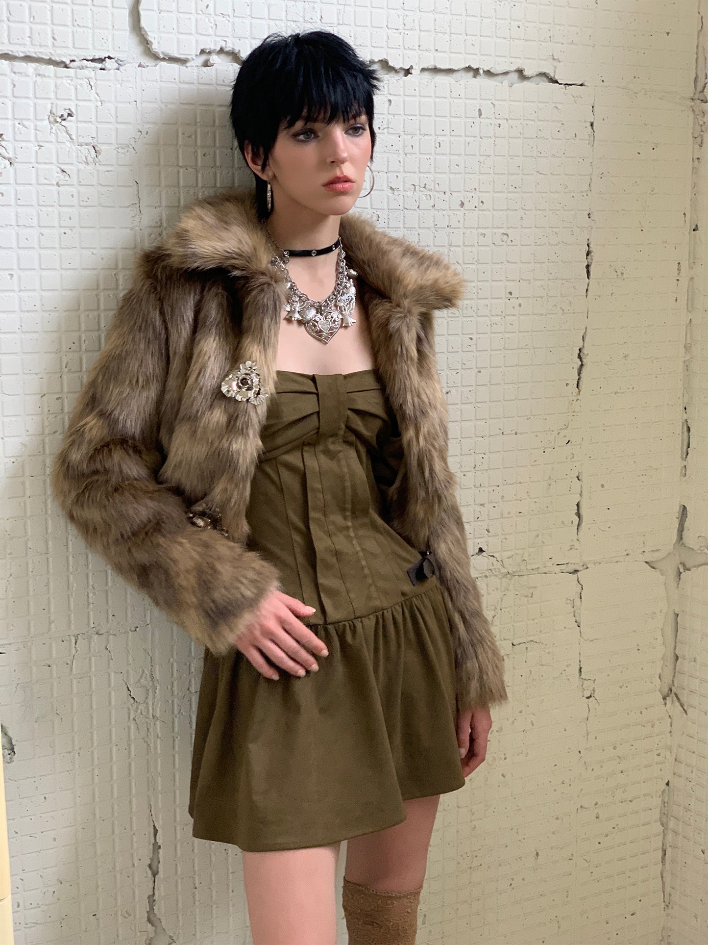 [G0072]Short-collar Eco-friendly Faux Fur Coat
