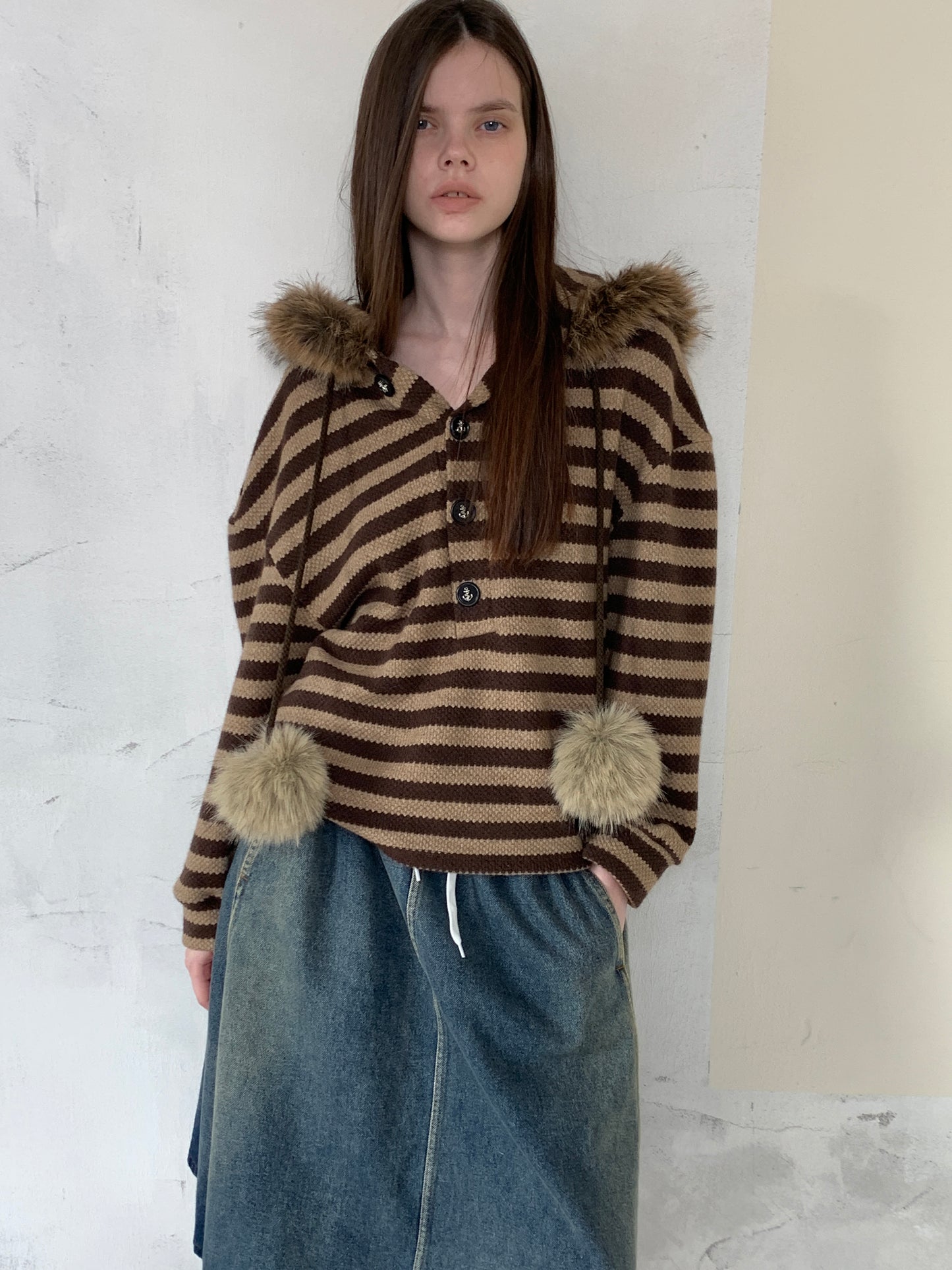 [A001070]New Vintage Stripe Sweatshirt - Relaxed Fit with Pom-Pom Detail