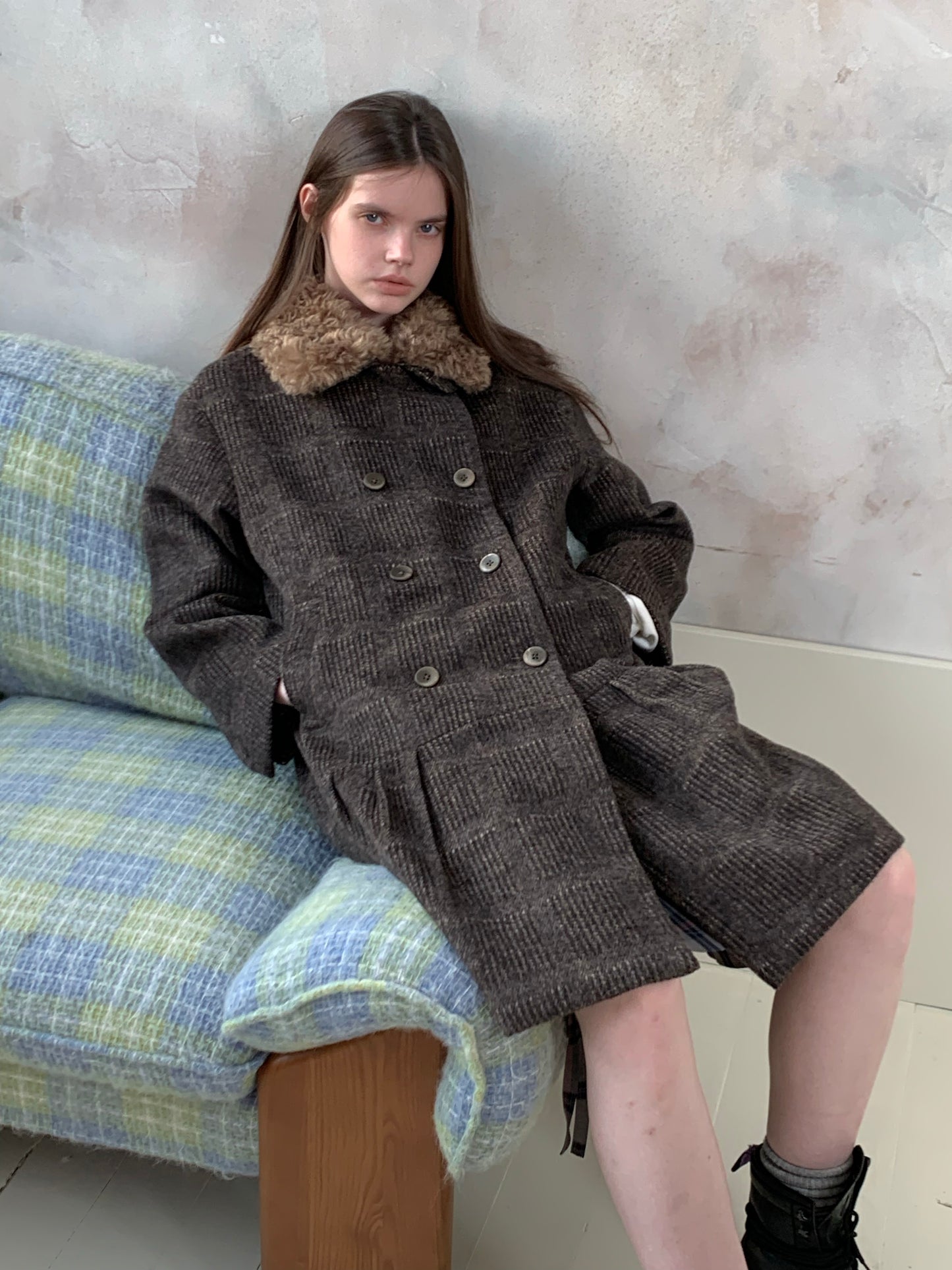 [A001079]Vintage ‘Darjeeling Check’ Wool Coat with Fur Collar